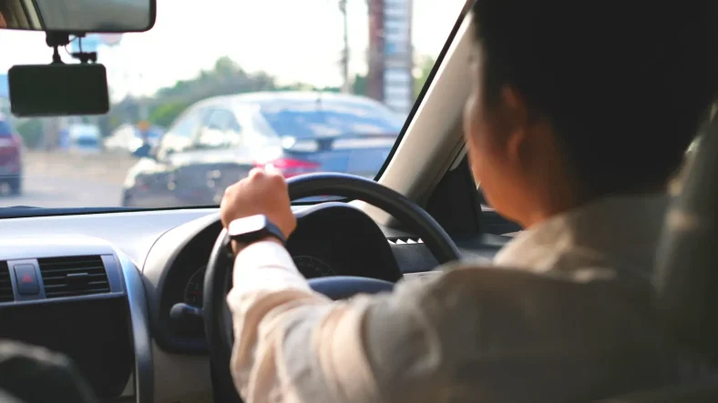 tips mengemudi aman
