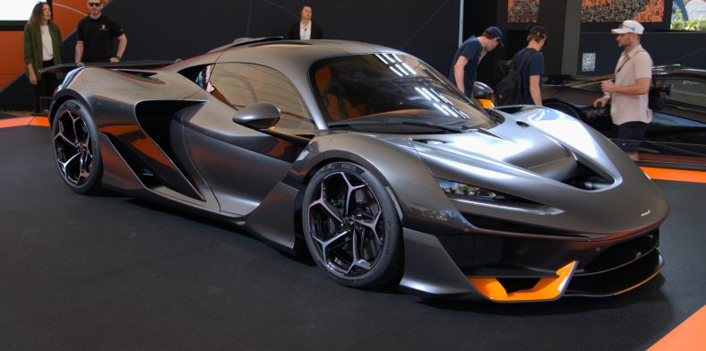 Mobil Hypercar